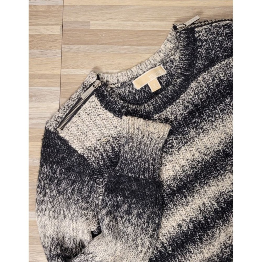 Michael Kors Women's Sweater, Zipper Shoulders, Black and White Size Small